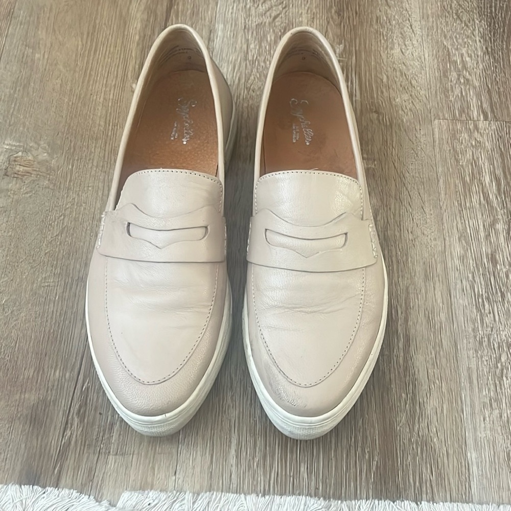 Seychelles slip-on sneaker size 9